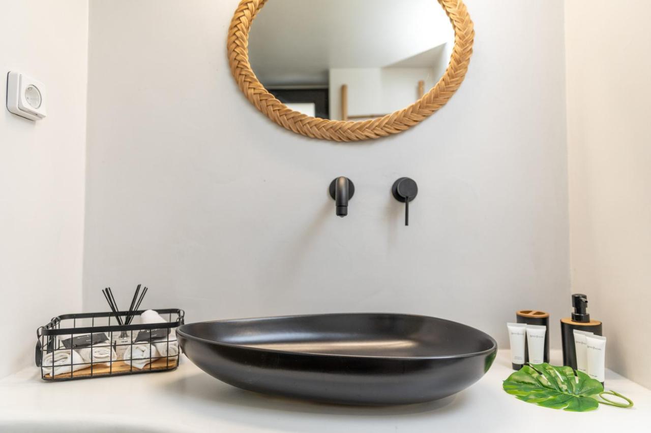 Camares Of Castle - New Luxury Apartments Naxos City Eksteriør billede